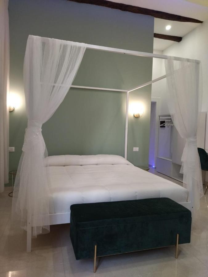 Relais Torre Gloria Bed & Breakfast Napoli Ngoại thất bức ảnh