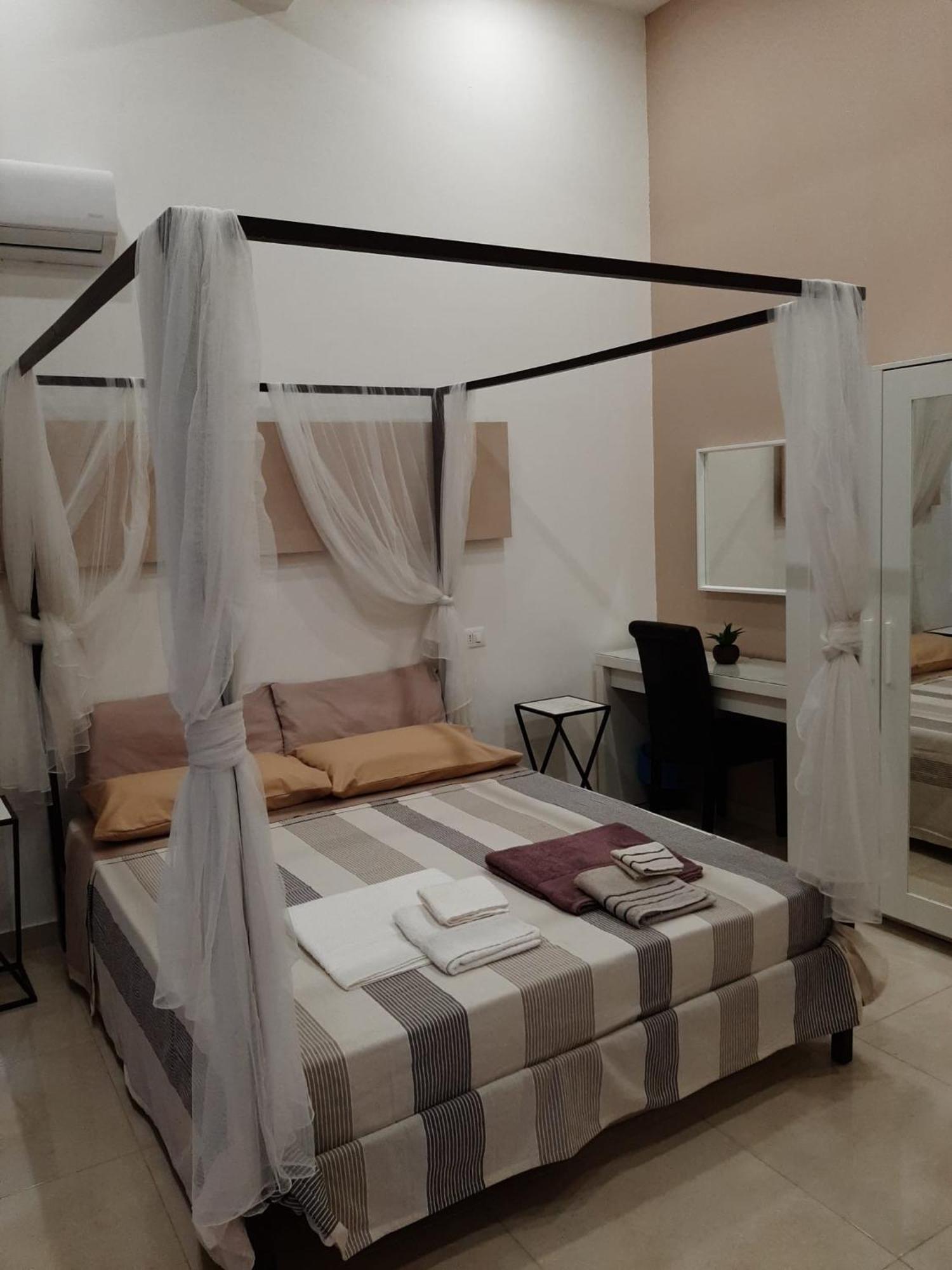 Relais Torre Gloria Bed & Breakfast Napoli Ngoại thất bức ảnh